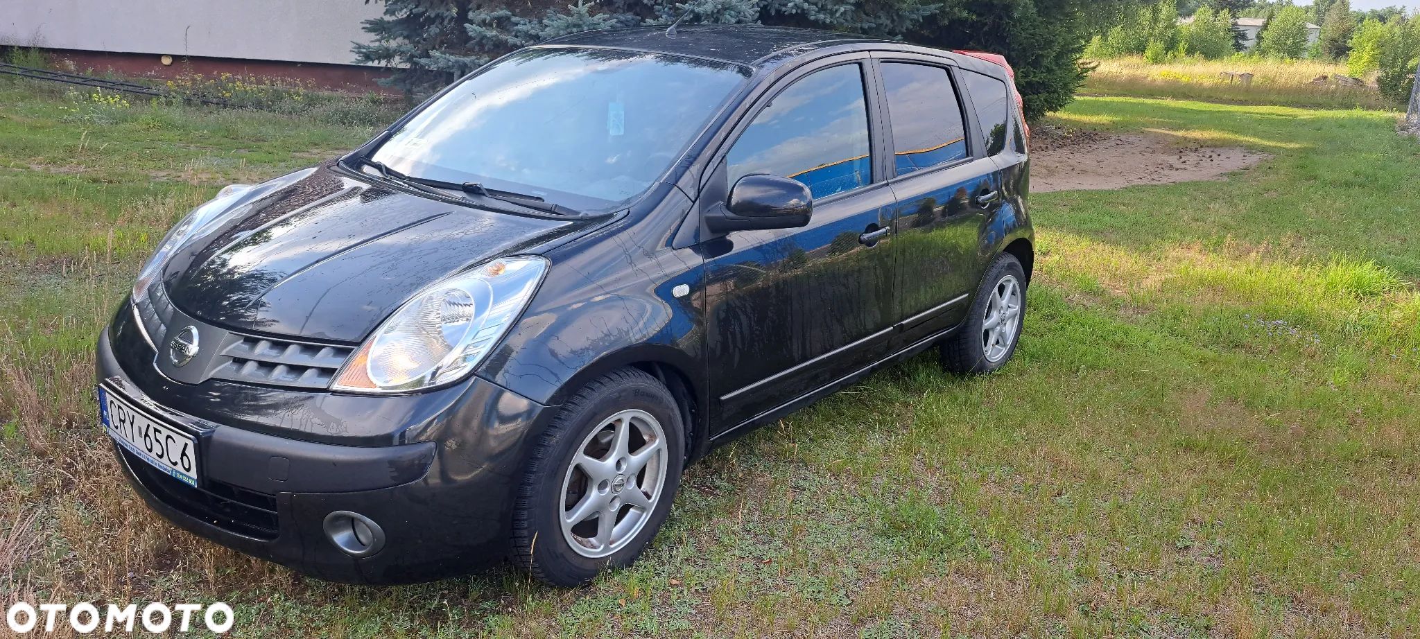Nissan Note - 1