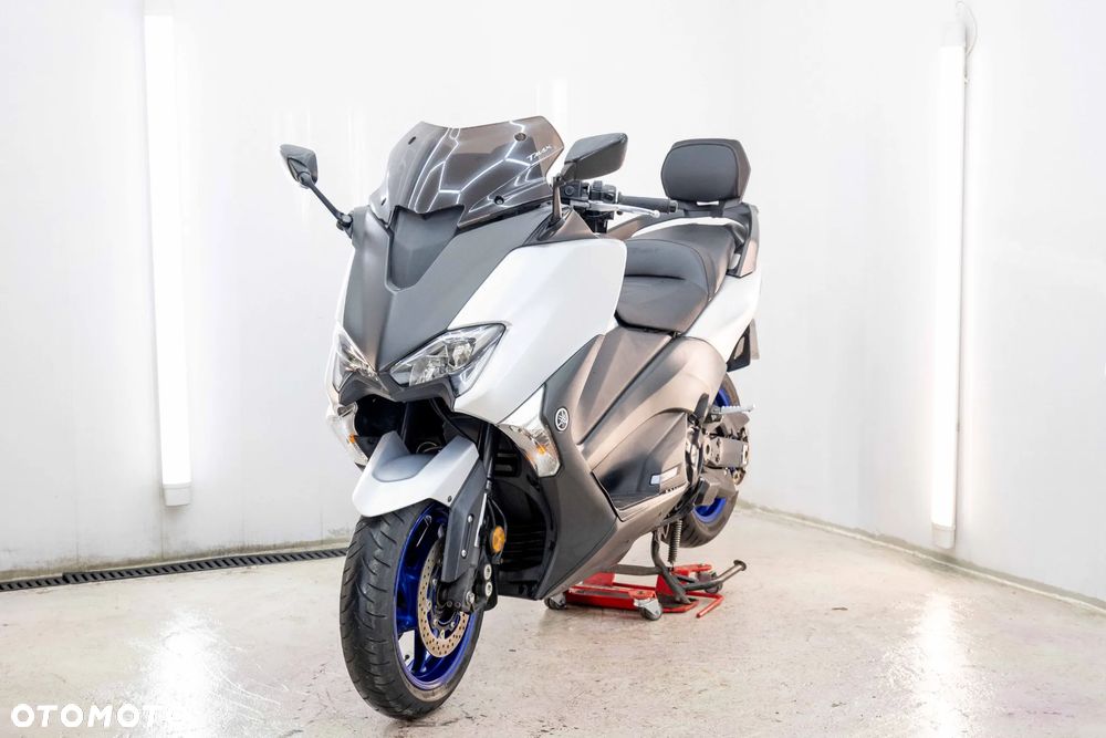 Yamaha Tmax - 2