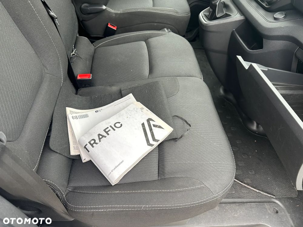 Renault Trafic - 18