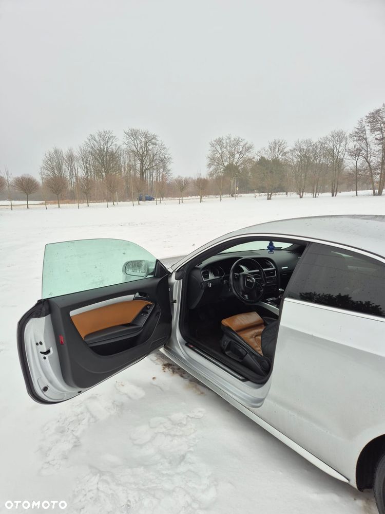 Audi A5 Coupé 2.0 TDI DPF quattro - 14