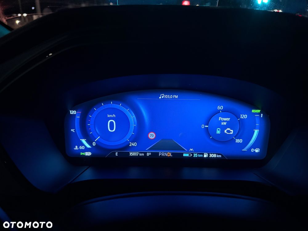 Ford Kuga 2.5P PHEV FWD ST-Line X - 18
