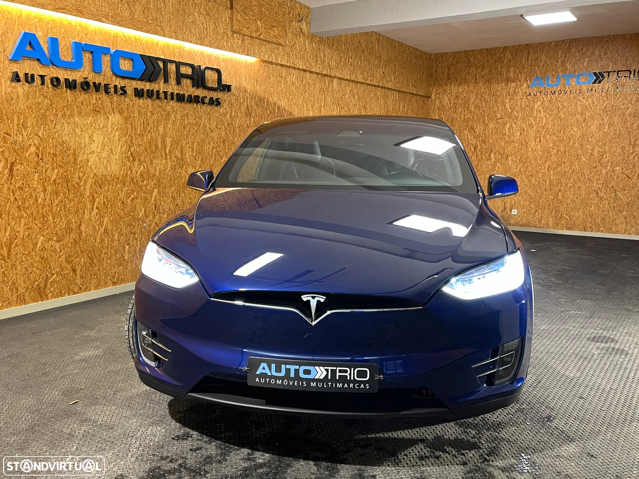 Tesla Model X 100D - 4