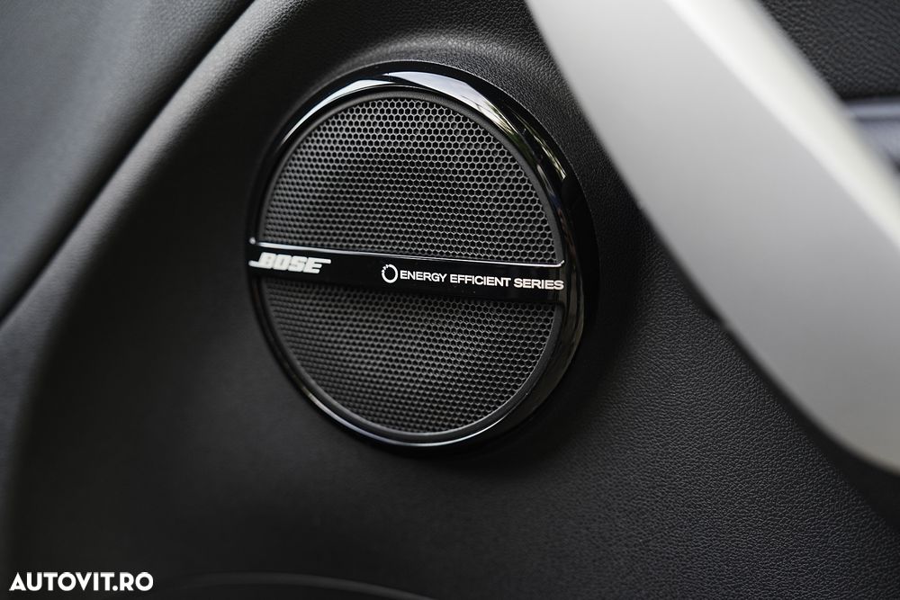 Renault Megane ENERGY TCe 130 Start & Stop Bose Edition - 26