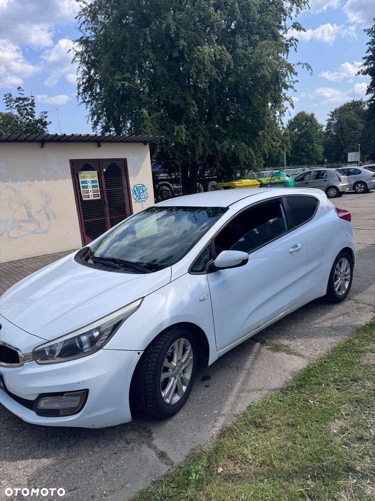 Kia Ceed 2014 photo 5