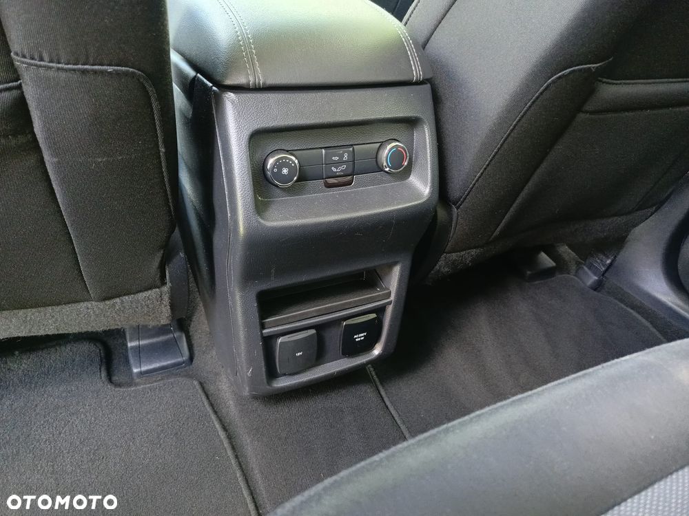 Ford Galaxy 2.0 EcoBlue Titanium - 16