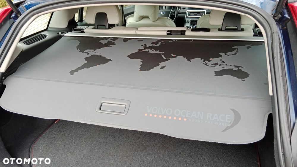 Volvo V60 D2 Drive-E Ocean Race - 14