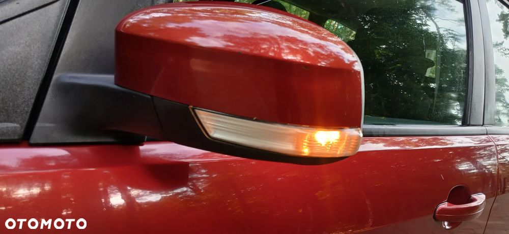 Ford Focus 1.8 Ghia - 24