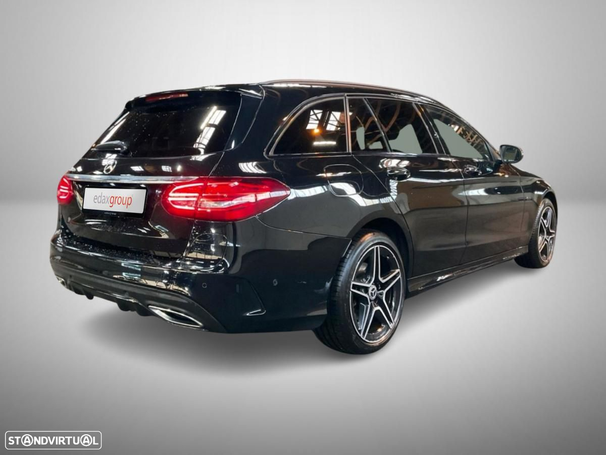 Mercedes-Benz C 300 de AMG Line - 2