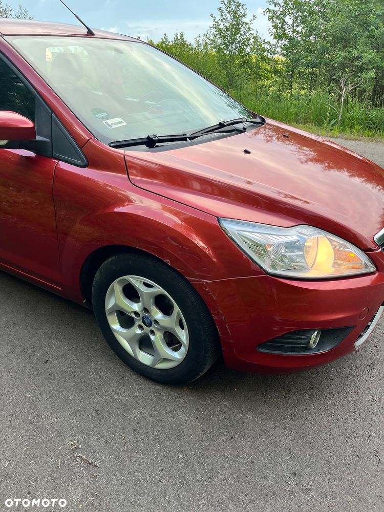 Ford Focus 1.6 Ambiente - 8