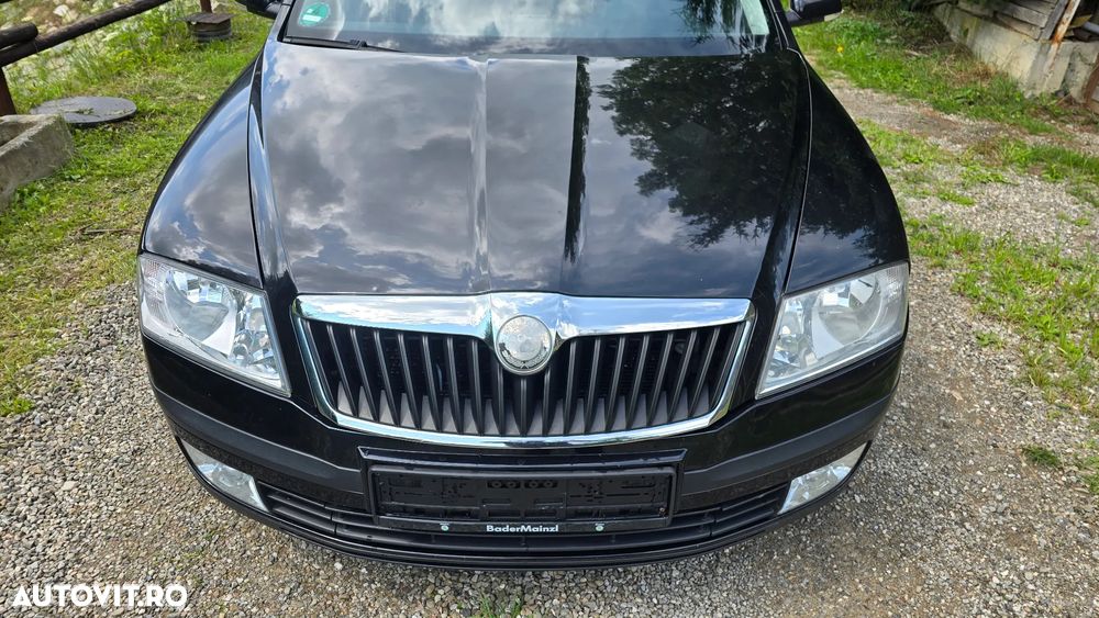 Skoda Octavia 2.0 TDI DPF Elegance - 3