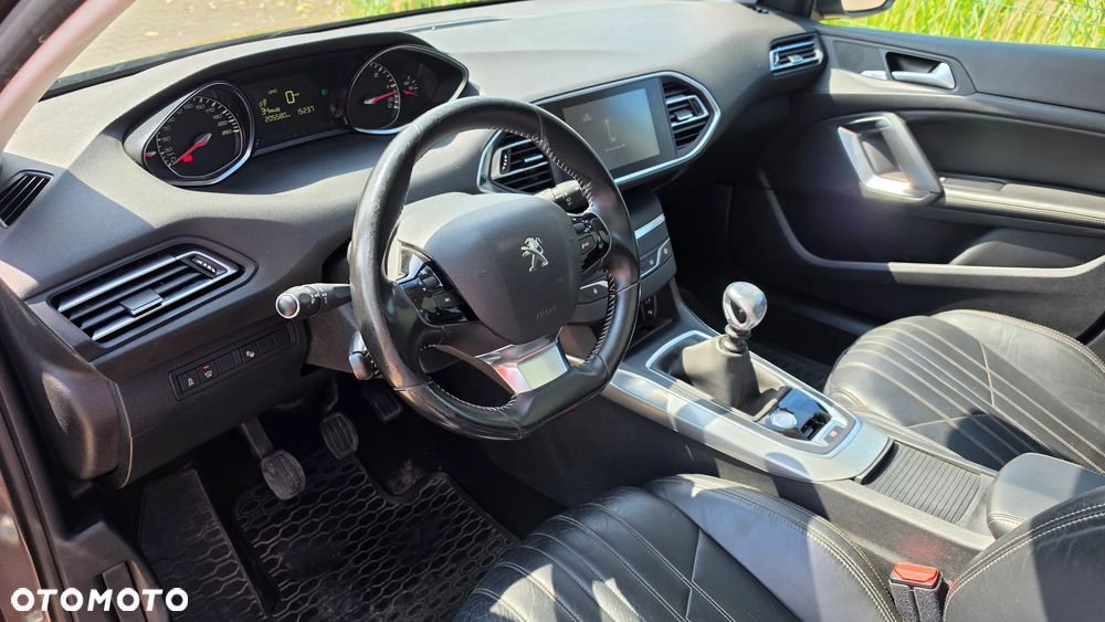 Peugeot 308 BlueHDi FAP 150 Stop & Start Allure - 9