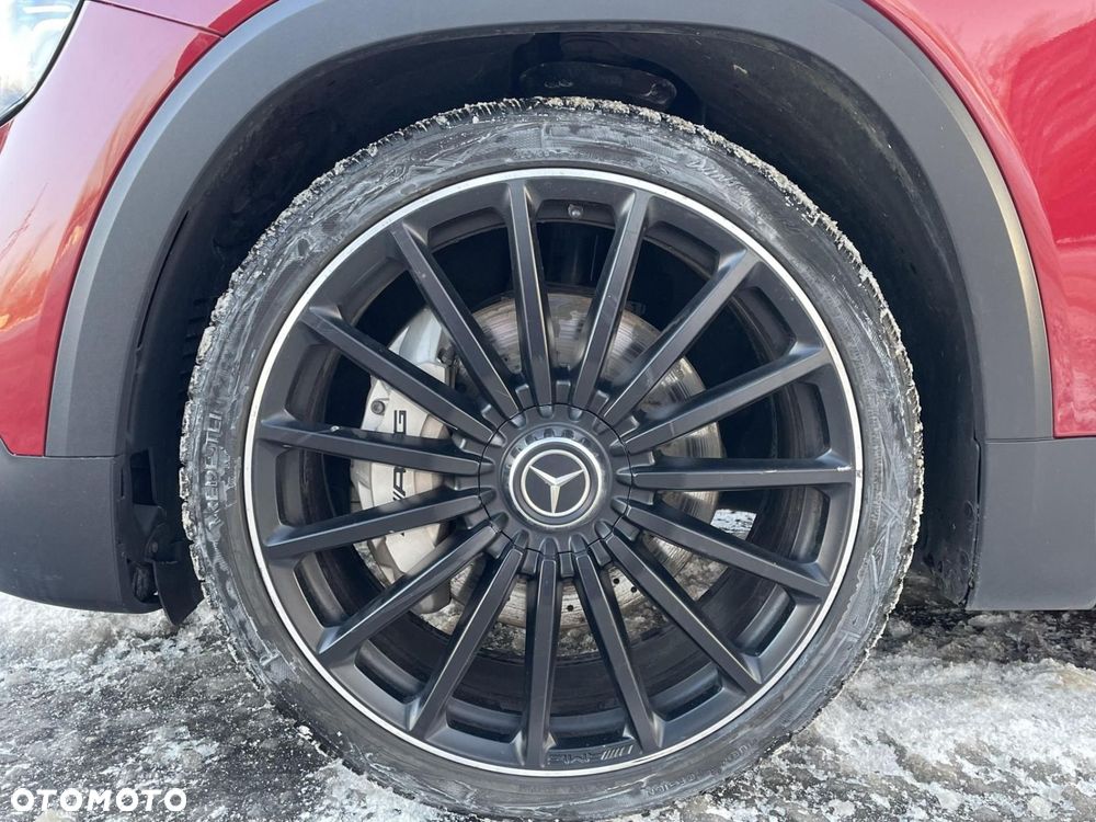 Mercedes-Benz GLB - 26