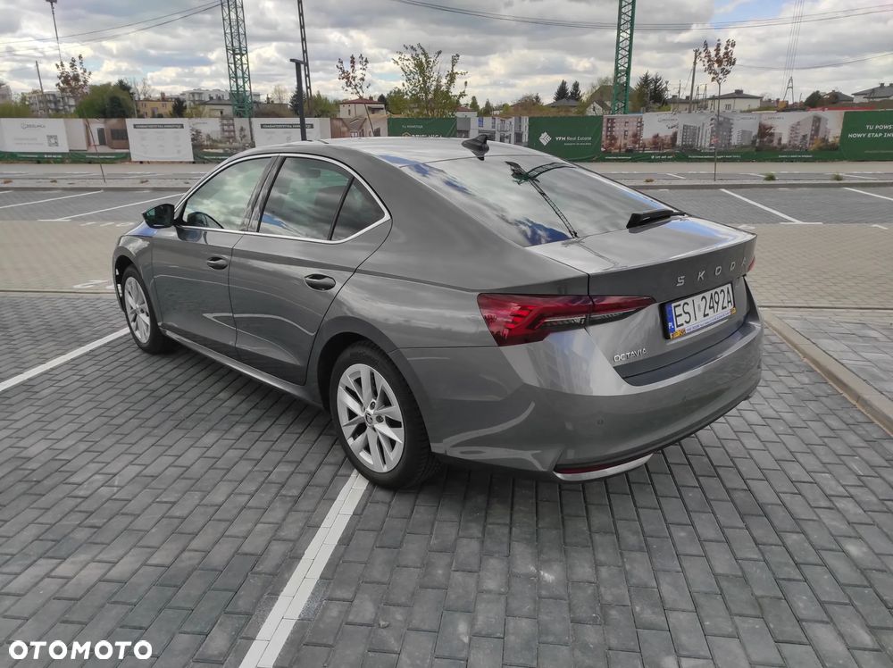 Skoda Octavia 2.0 TDI Selection - 5
