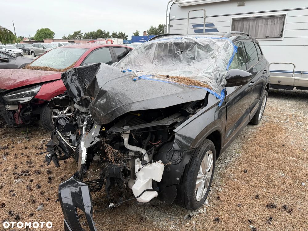 Skoda Karoq 1.5 TSI ACT DSG Tour - 10