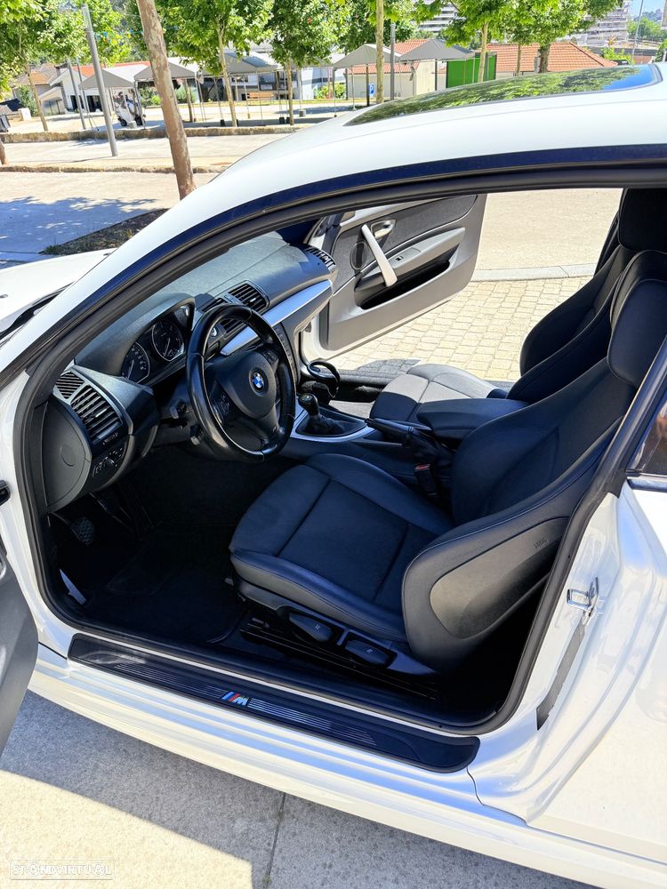 BMW 123 d Coupe - 14