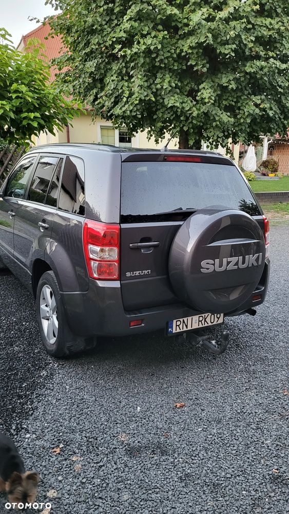 Suzuki Grand Vitara 2.4 Premium - 11