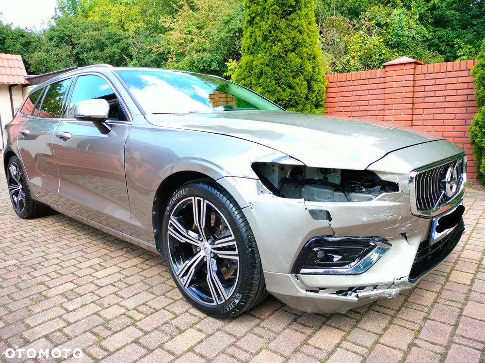 Volvo V60 T6 AWD R-Design - 10