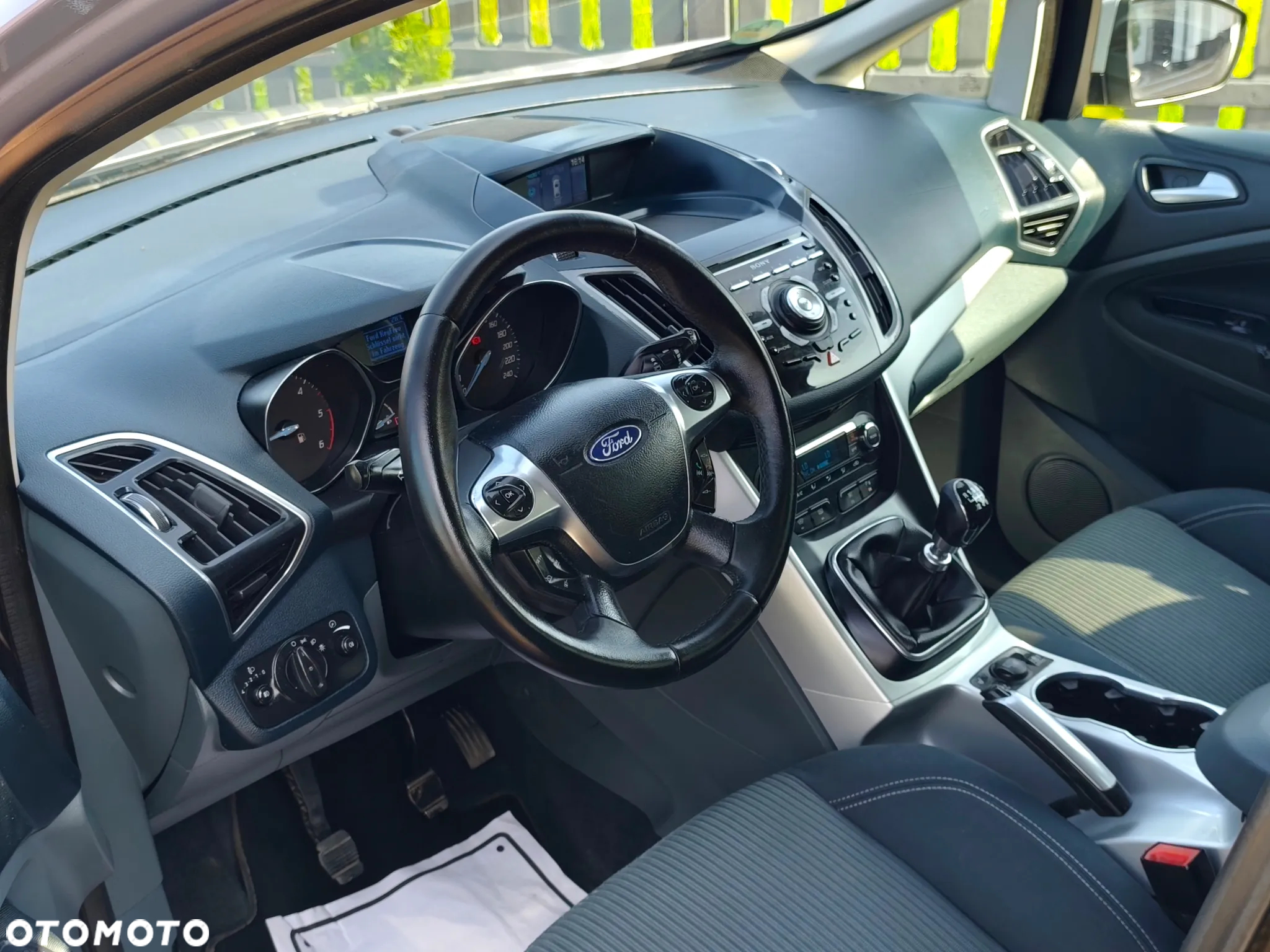 Ford C-MAX - 22