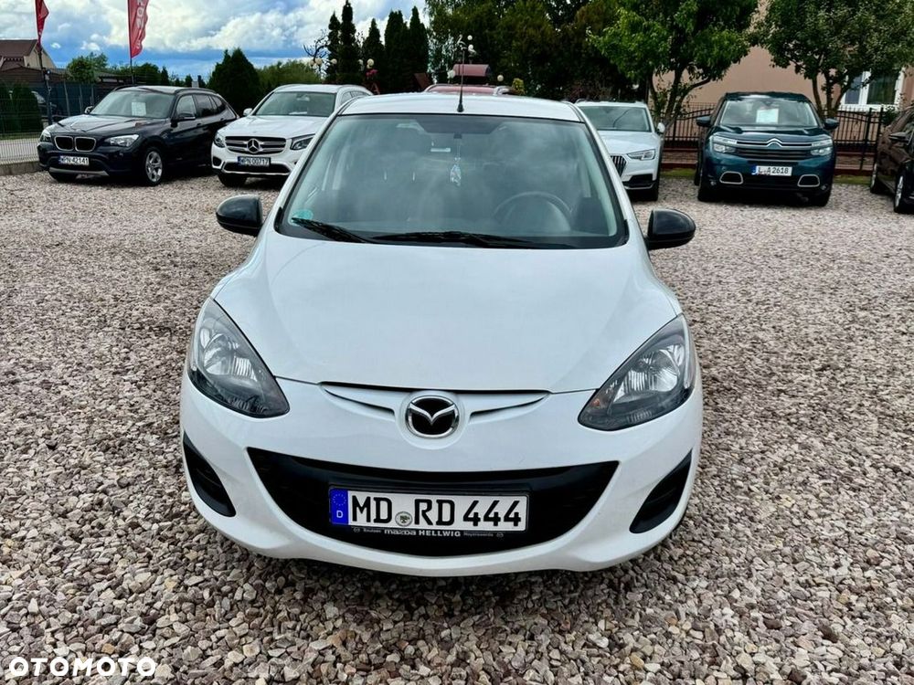 Mazda 2 - 16