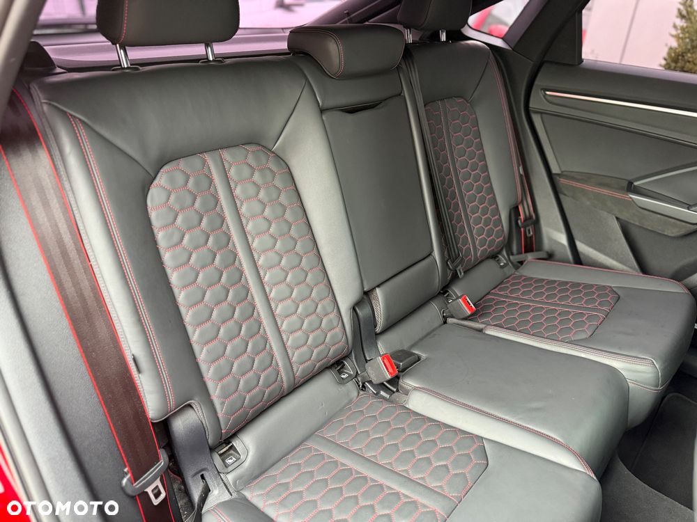 Audi RS Q3 Sportback - 11