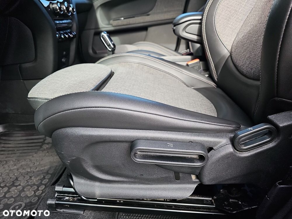 MINI Countryman Cooper Classic Trim - 27