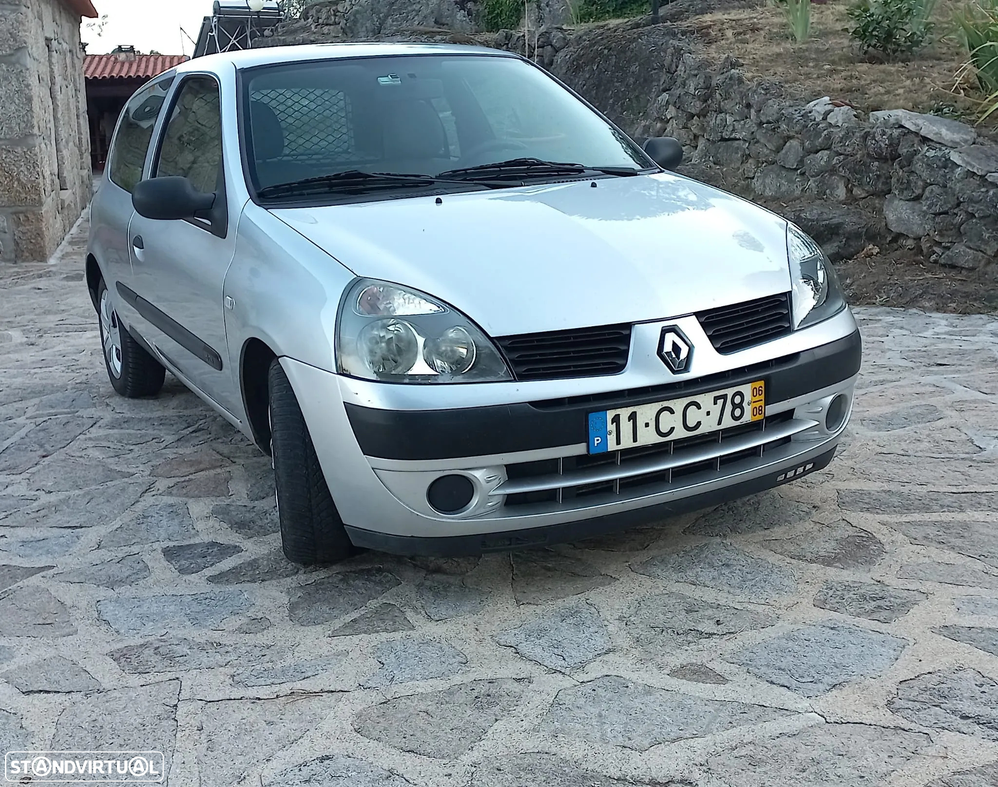 Renault Clio 1.5 dCi SE Storia - 18