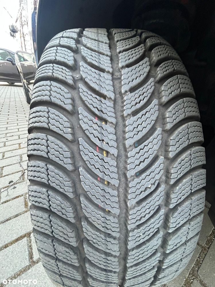 Ford Grand C-MAX - 23