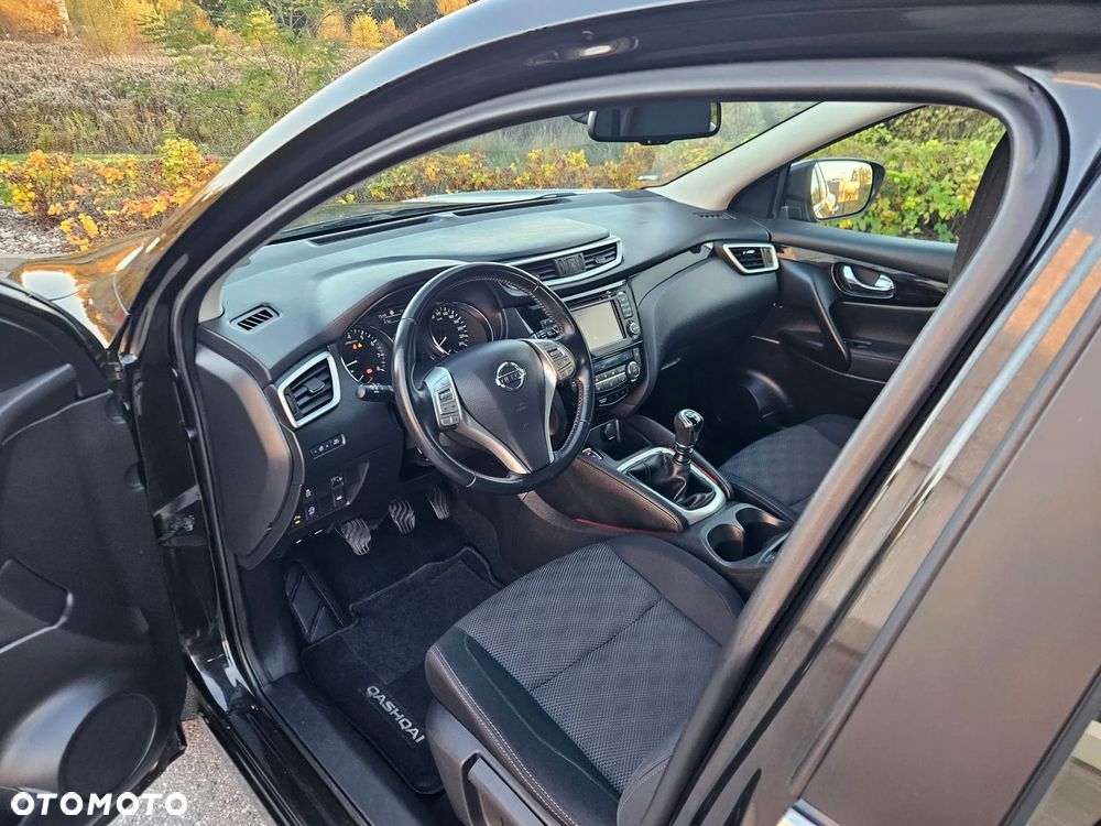 Nissan Qashqai 1.6 DIG-T Tekna+ - 16