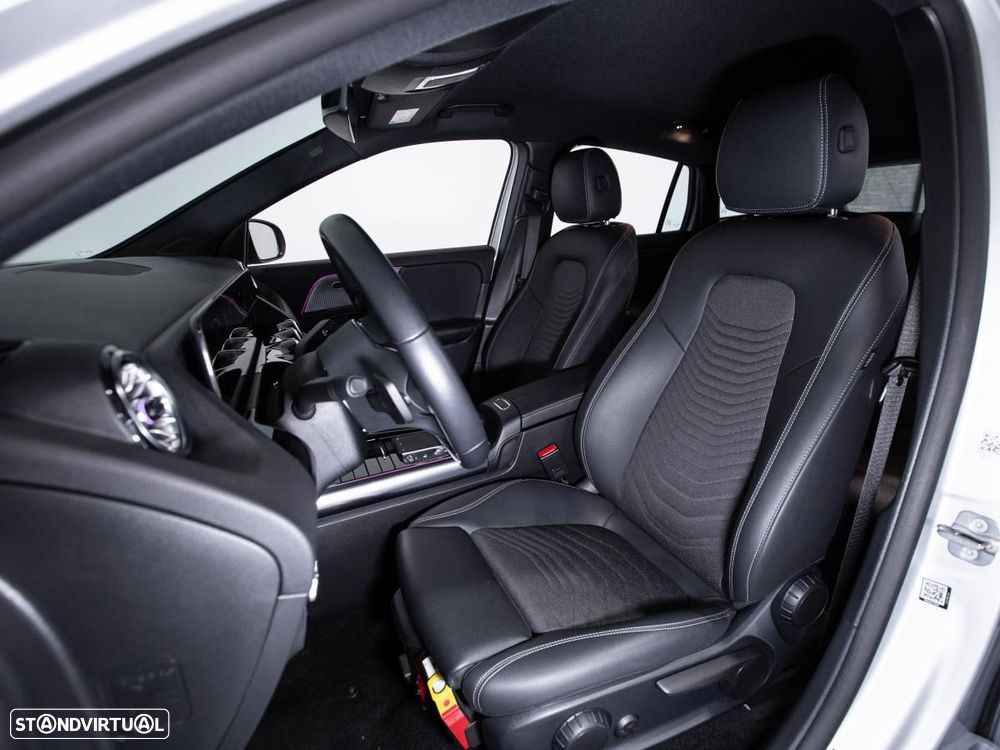 Mercedes-Benz EQA - 9