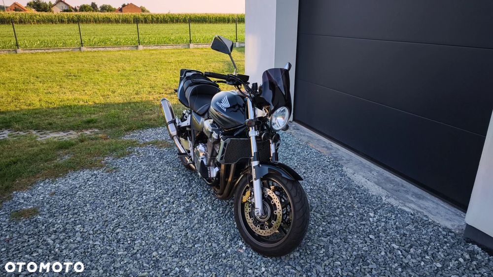 Honda CB - 28