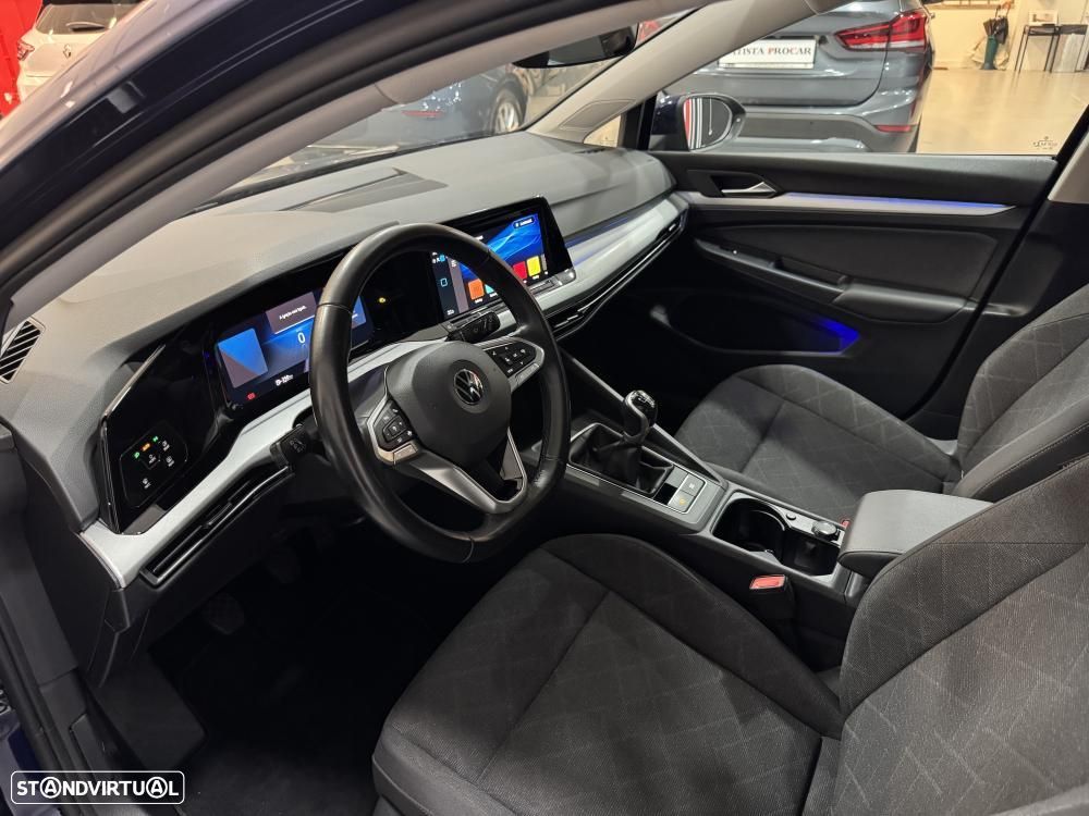 VW Golf 1.0 TSI Life - 24