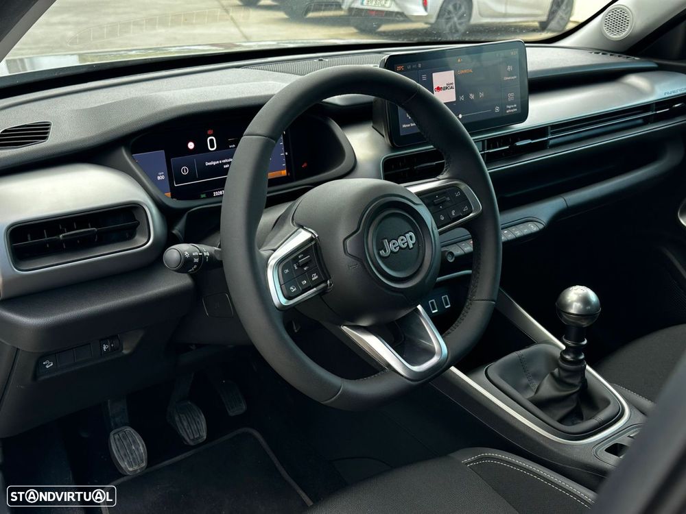 Jeep Avenger 1.2 GSE T3 Summit - 9