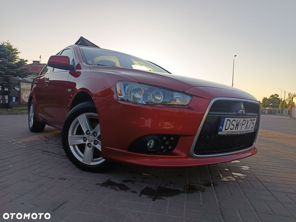 Mitsubishi Lancer - 2