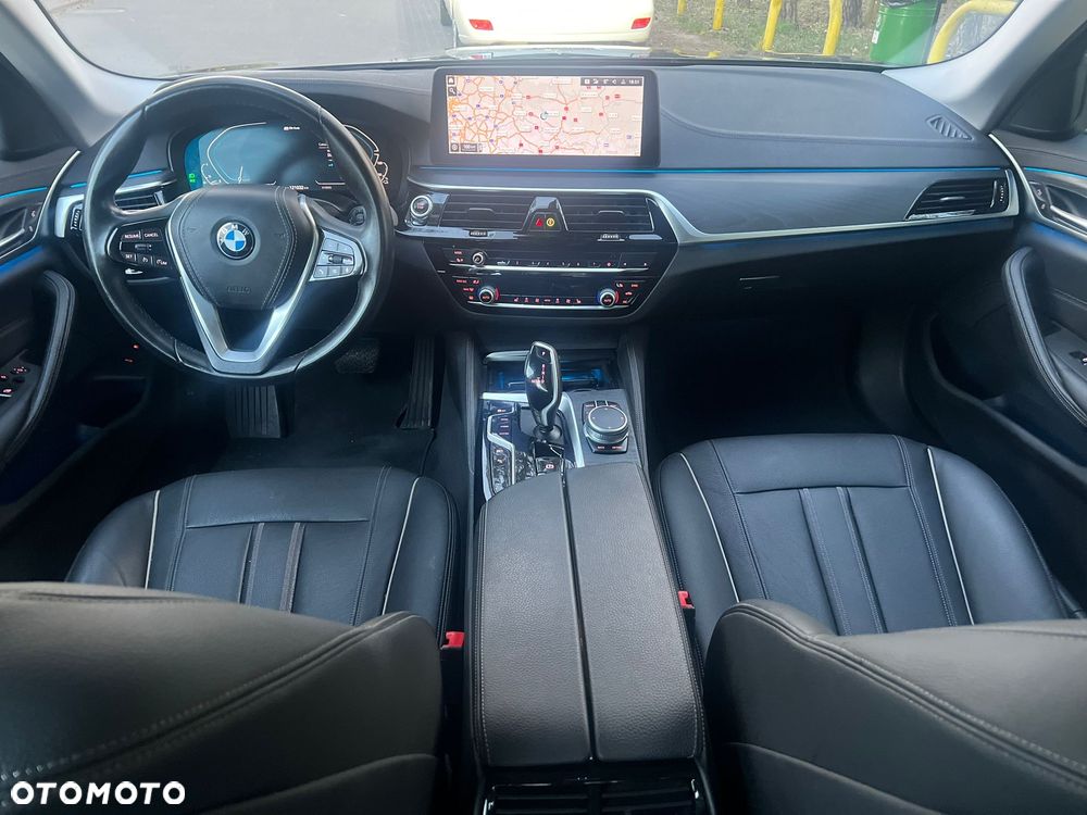 BMW Seria 5 530e iPerformance GPF Luxury Line - 10