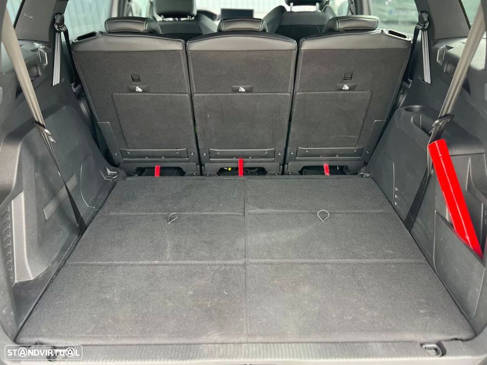 Peugeot 5008 1.2 PureTech Allure EAT8 - 13