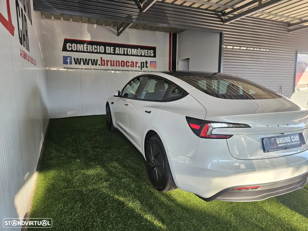 Tesla Model 3 2026 photo 5