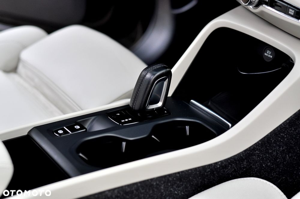 Volvo XC 40 T3 Geartronic Inscription - 22