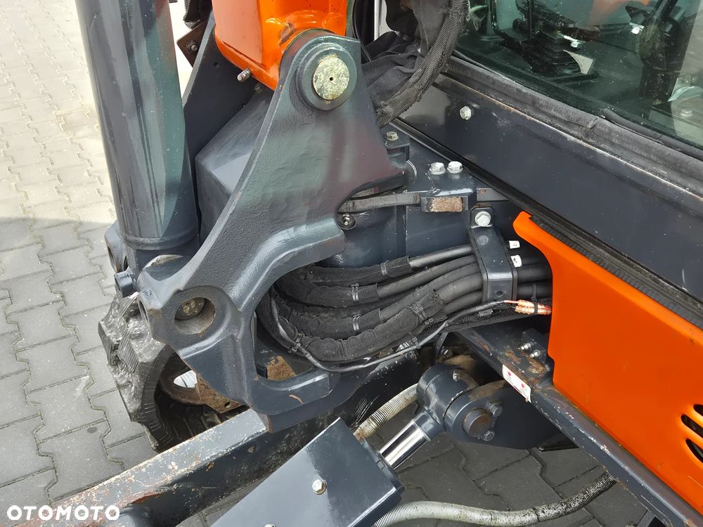 Hitachi ZX33U-6/ Klimatyzacja/ Maszyna sprowadzona - 12