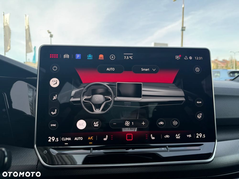 Volkswagen Golf - 23