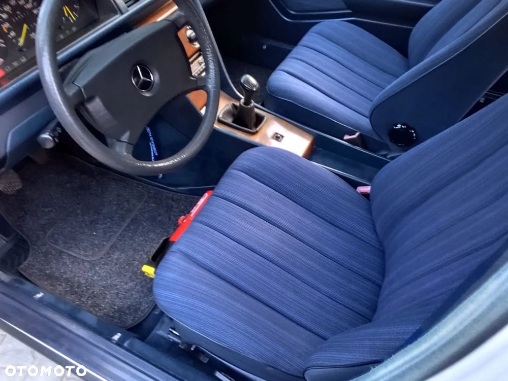 Mercedes-Benz W124 (1984-1993) - 9