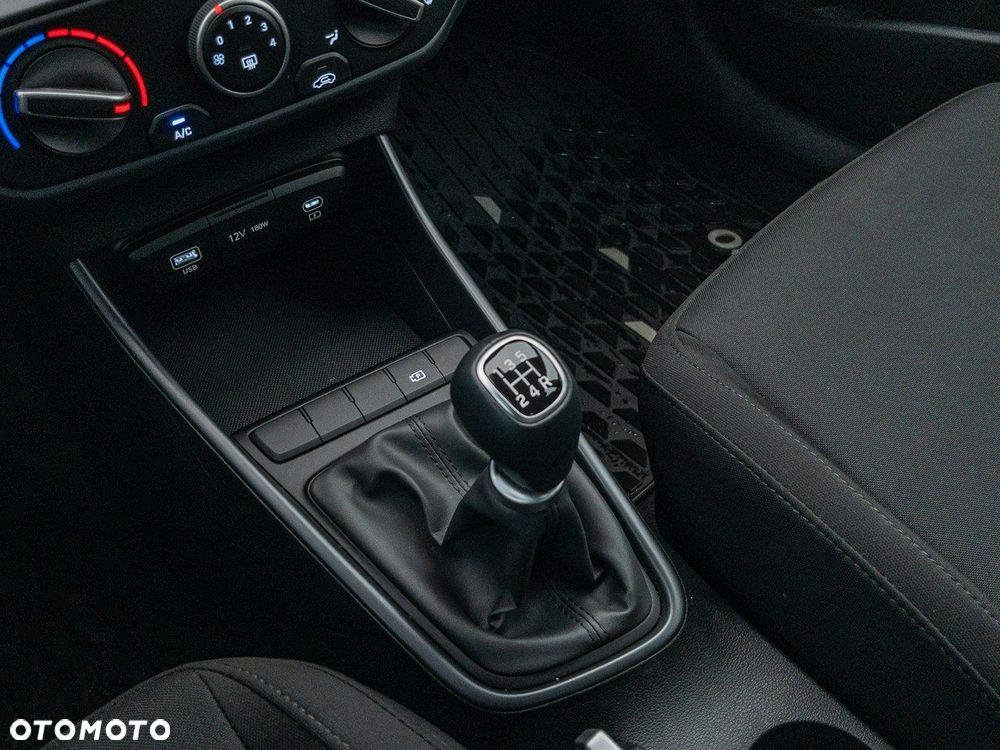 Hyundai i20 1.2 Modern - 20