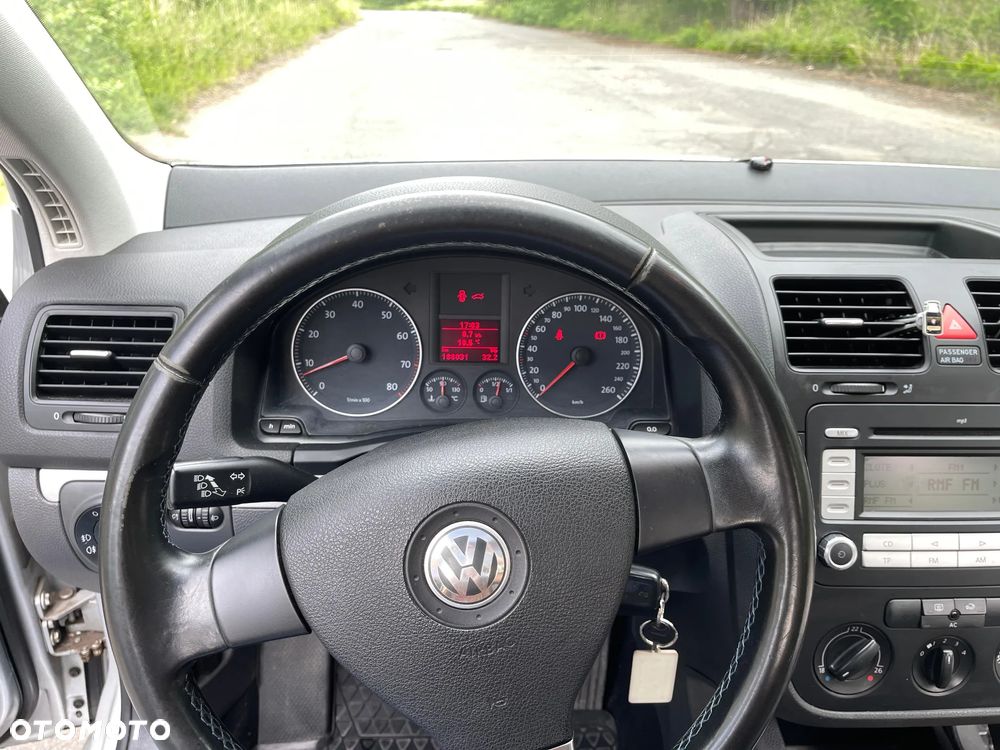 Volkswagen Golf 1.6 Q-Line - 13