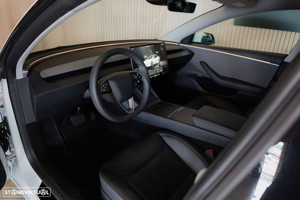 Tesla Model 3 Tração Traseira - 3