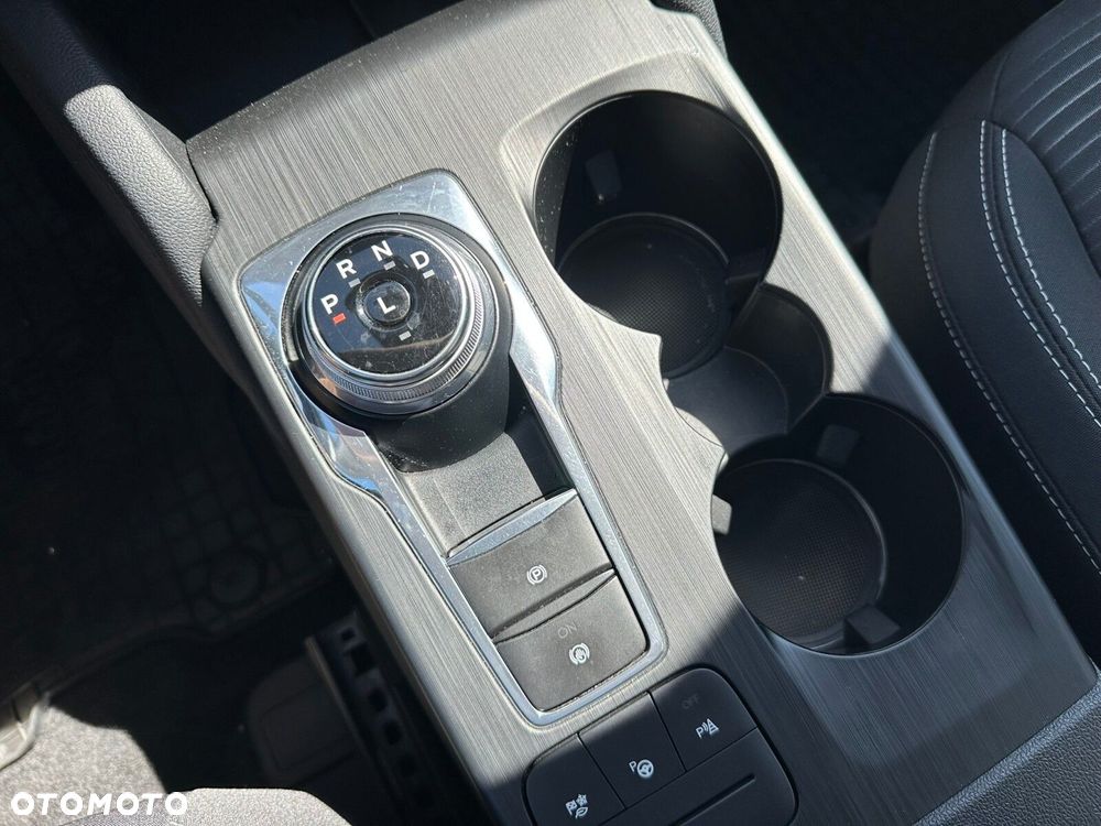 Ford Kuga 2.5 FHEV FWD Titanium eCVT - 22