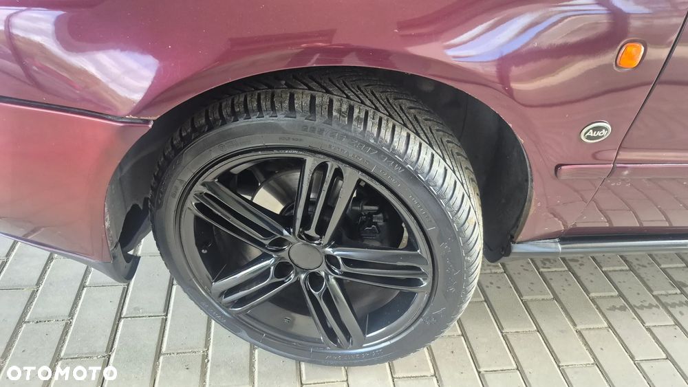 Audi A4 Limousine 1.8 - 38