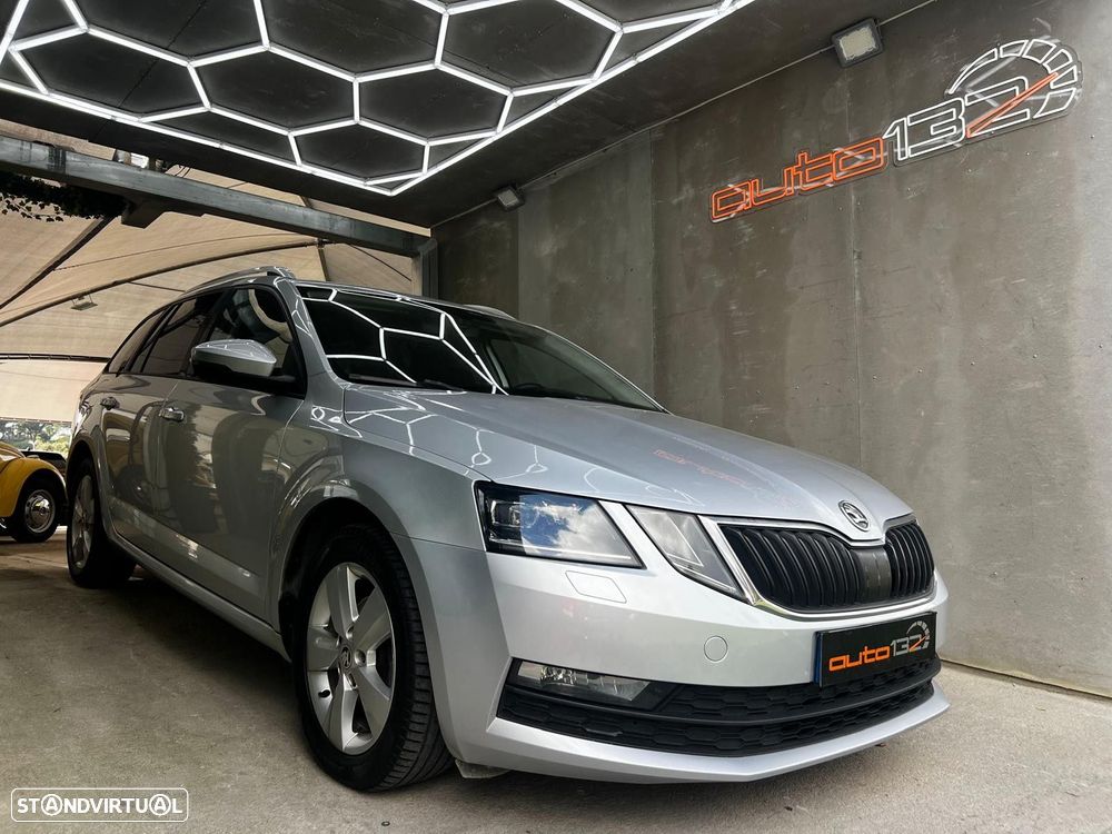 Skoda Octavia 1.6 TDI Style DSG - 1