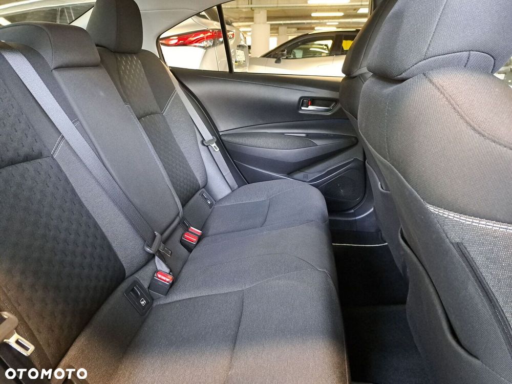 Toyota Corolla 1.8 Hybrid Style - 13