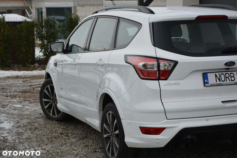 Ford Kuga 2.0 TDCi 4x4 ST-Line - 25