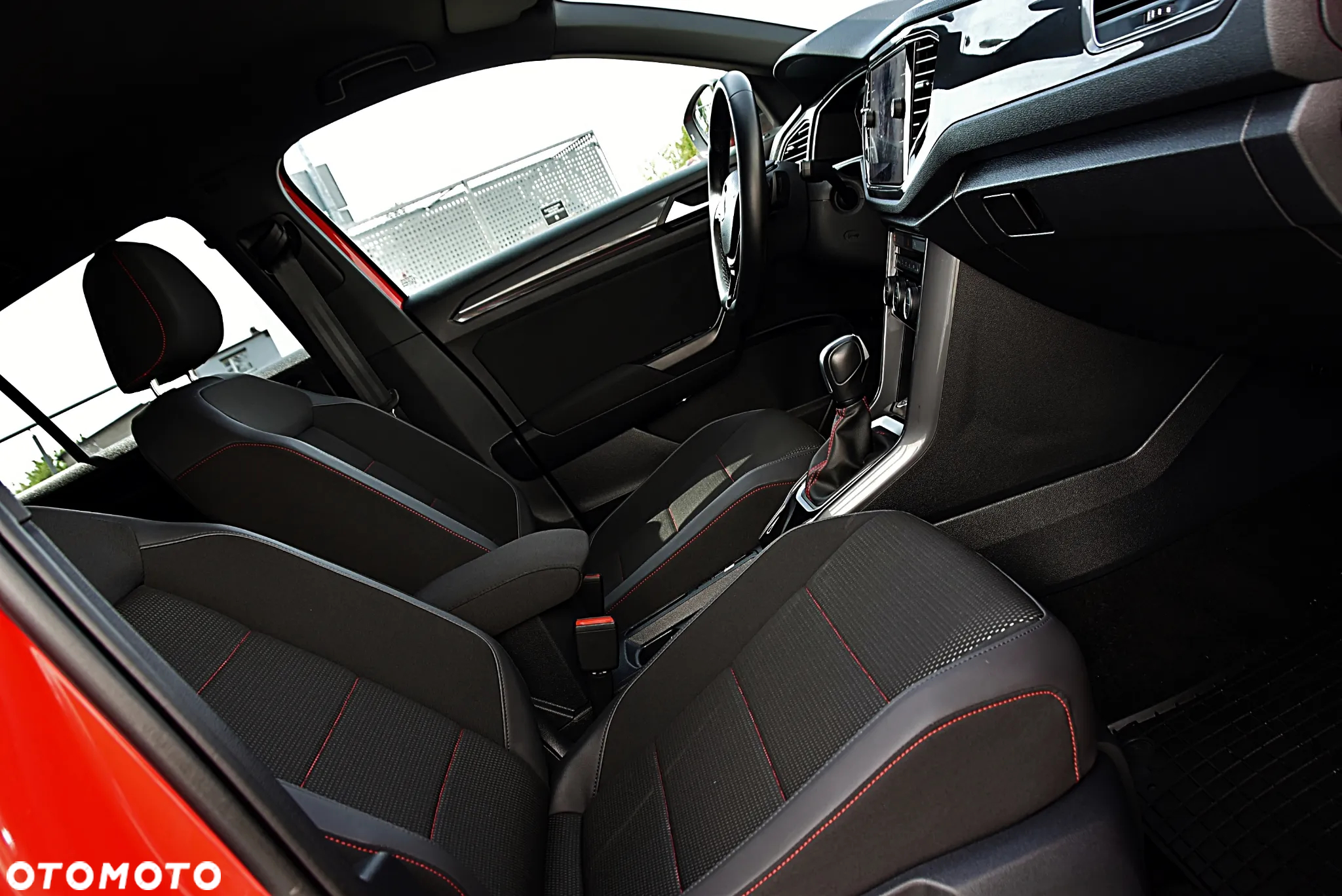 Volkswagen T-Roc 1.5 TSI GPF ACT Premium DSG - 24