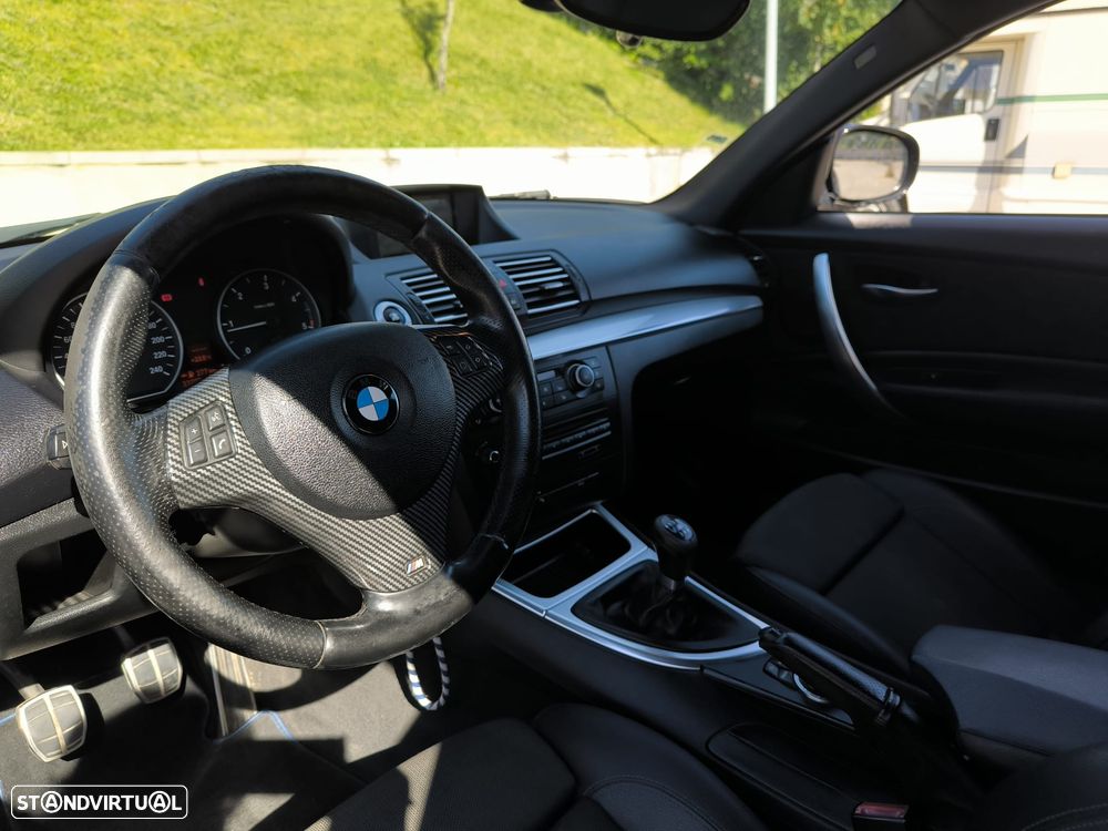BMW 118 d Pack M - 10